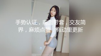 18台湾情侣自拍❤️表面一本正经的小女友的其实骚的很