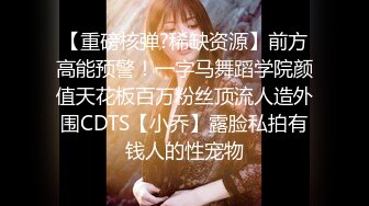 现在的小学生都这么屌了吗？跟女同学边写作业边抽烟  看这手法 姿势 神情 妥妥的老烟民啊