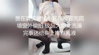 [MP4/1..33G]腹肌小伙和饥渴熟女约炮，鸡巴被少妇花式姿势咬住，死活挣脱不了