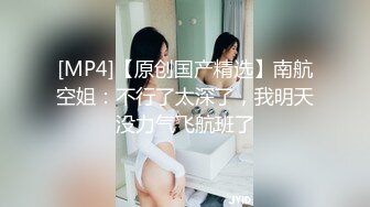 冒充假经纪人忽悠漂亮小美女各种姿势露出漂亮的裸体 (5)