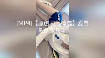 美女少妇 坐起来扭一下 怎么扭 我不会 累死了 不是扭的很性感吗 大奶子 逼毛超浓密 曾她不注意 偷偷拍了一下脸