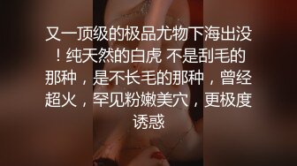 小哥约了一个外围女酒店各种姿势抽