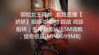 小伙洗浴会所叫了一个极品大奶熟女技师，感觉第一个开门更好看，没想到他居然换了一个，不过也不错